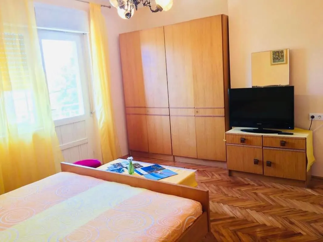 Apartment Tom Dramalj