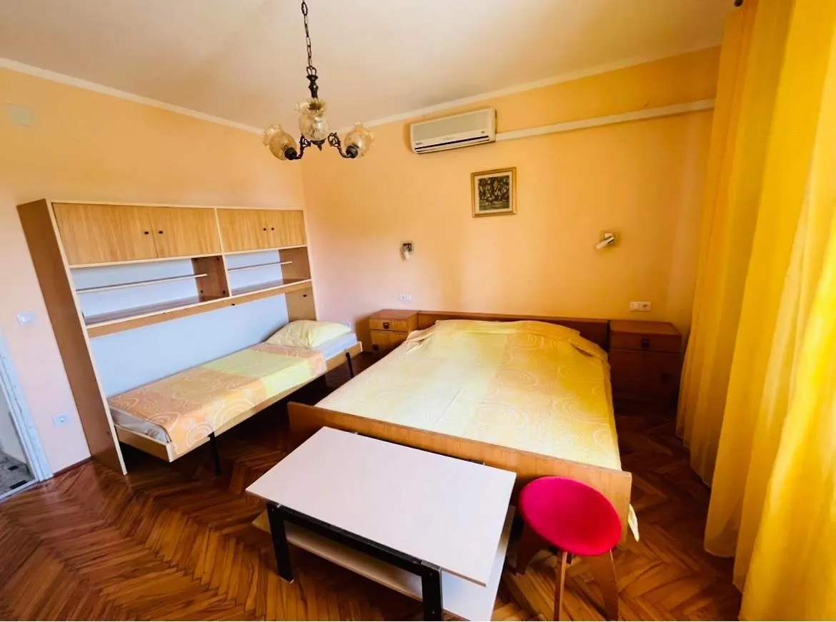 Apartment Tom Dramalj