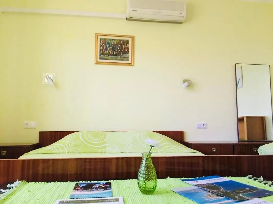 Apartment Tom Dramalj 0*,