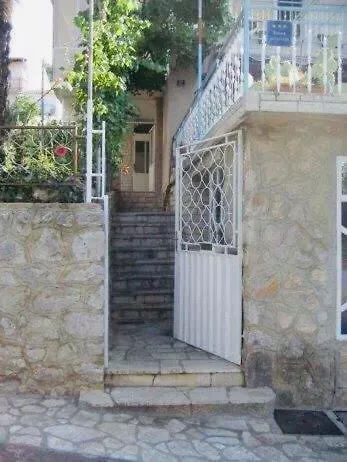 Apartment Tom Dramalj