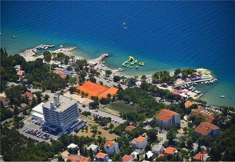 Apartment Tom Dramalj